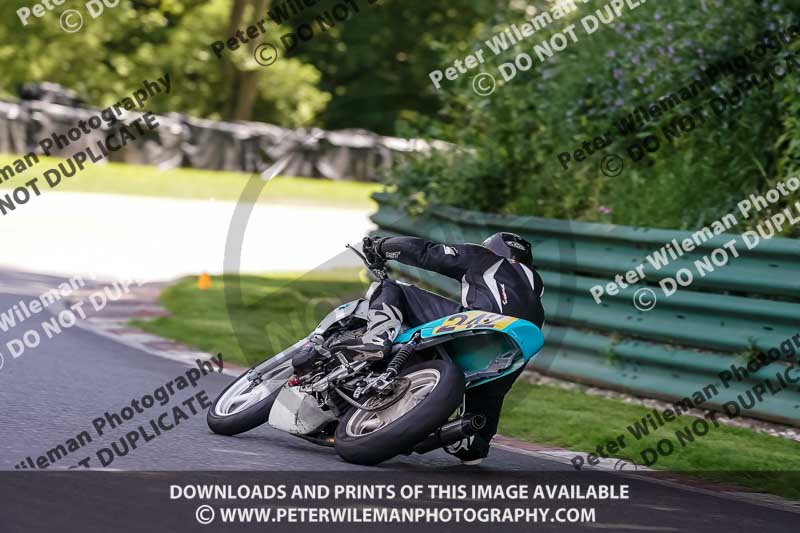 cadwell no limits trackday;cadwell park;cadwell park photographs;cadwell trackday photographs;enduro digital images;event digital images;eventdigitalimages;no limits trackdays;peter wileman photography;racing digital images;trackday digital images;trackday photos